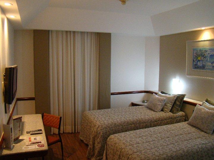 Bristol Merit Hotel Белу-Оризонти Номер фото